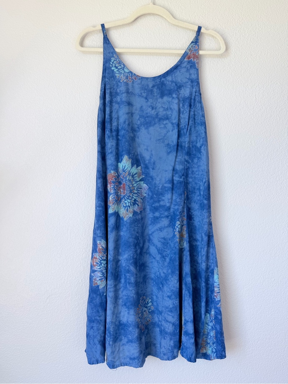 Global Village Blue Tie Dye Floral Boho Swing Dress Smocked Back M